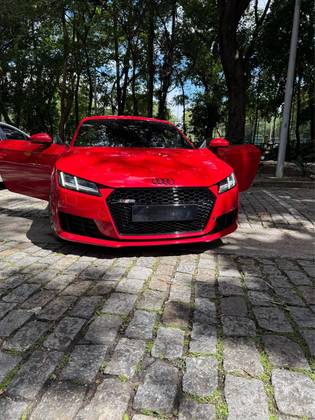 AUDI TT 2.0 TFSI COUPÉ AMBITION 2P GASOLINA S-TRONIC